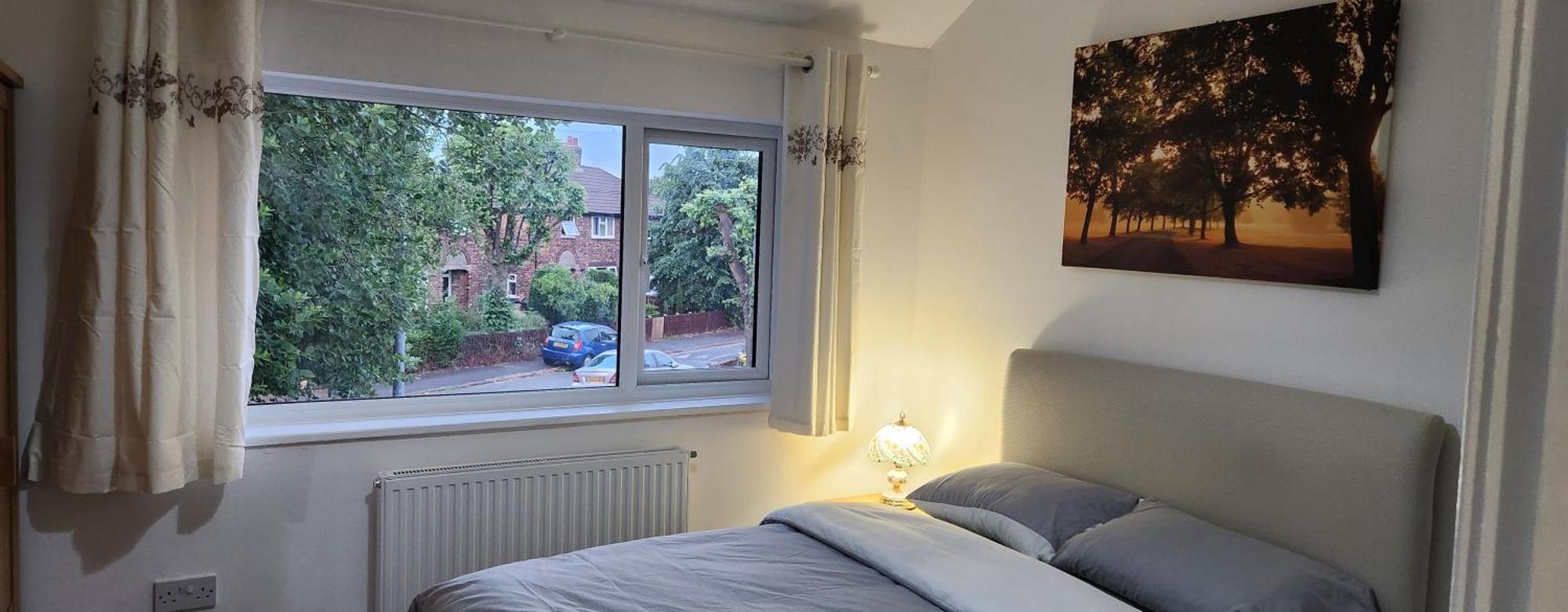 White House Ensuite Double Bedroom Warrington  Exterior photo
