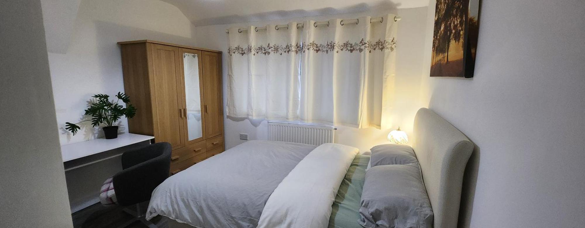 White House Ensuite Double Bedroom Warrington  Exterior photo